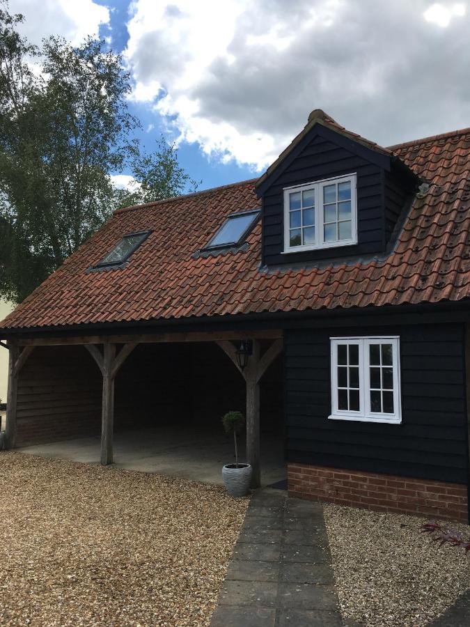 The Cart Lodge Нюмаркет Екстериор снимка